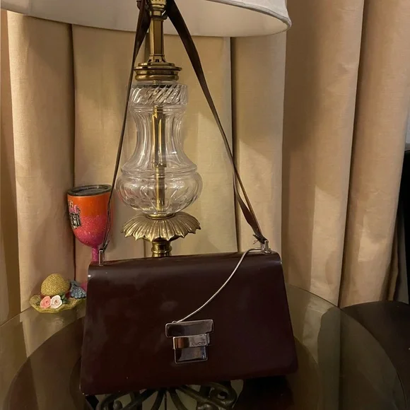 Authentic Gucci, please check all picture of condition - Picture 4 of 17